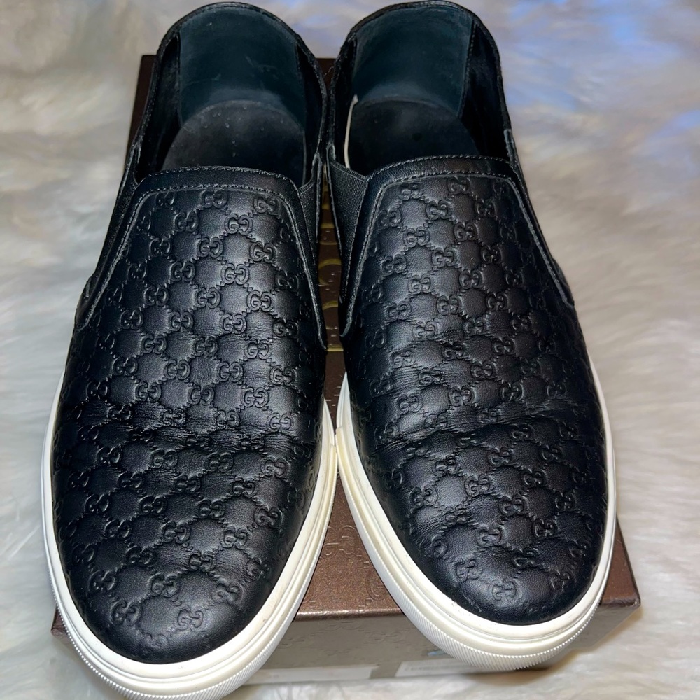 Gucci Microguccissima Women’s Slip On Sneakers 473974 Black Size 38+ 8.5 used